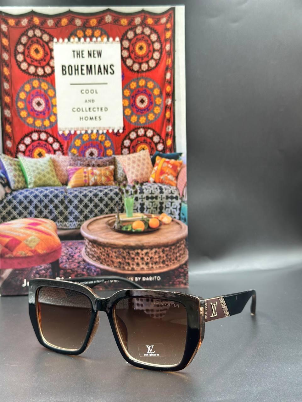 Trendy Fashion Sunglasses 🕶️✨